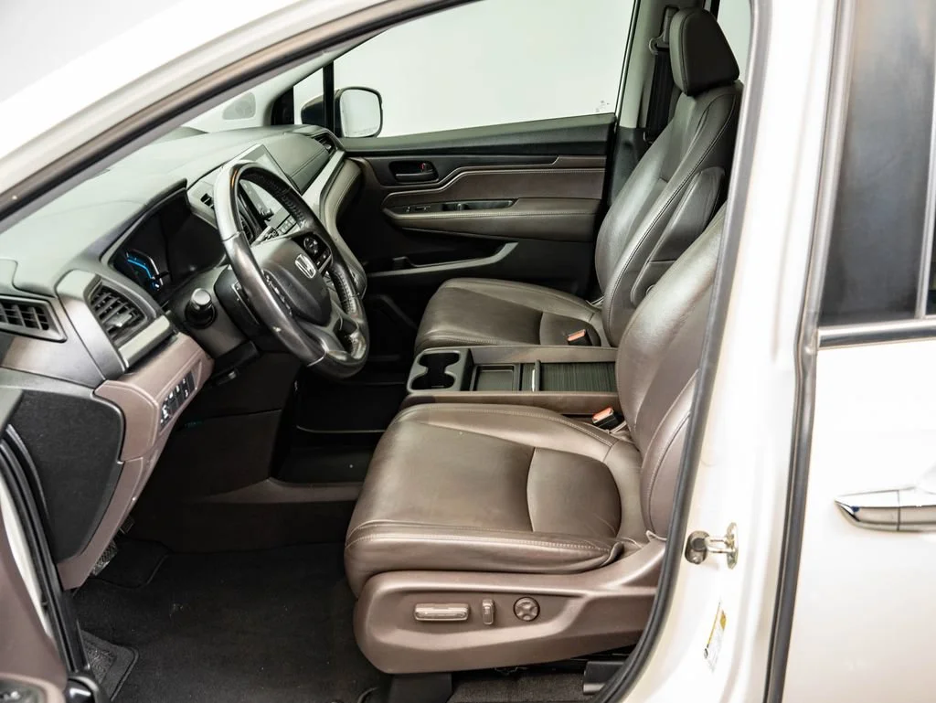 Used 2019 White Honda EX-L image 23