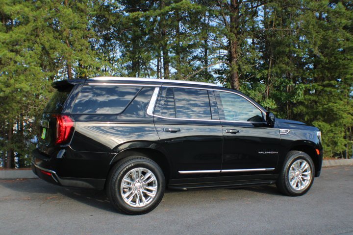 Used 2024 Onyx Black GMC SLT image 2