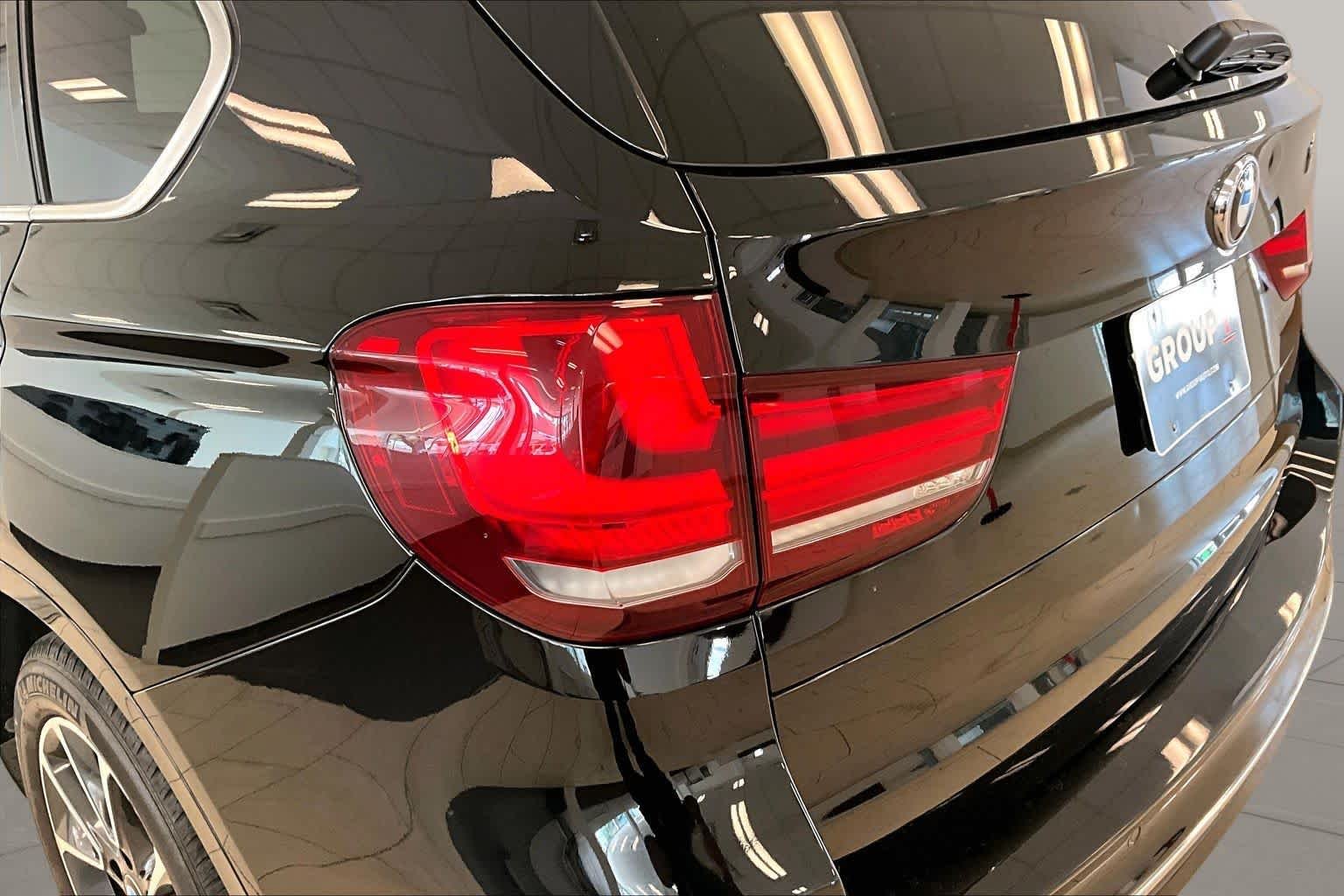 Used 2017 Jet Black BMW sDrive35i image 26