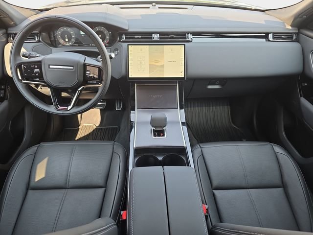 New 2026 Santorini Black Land Rover Belgravia Edition image 9