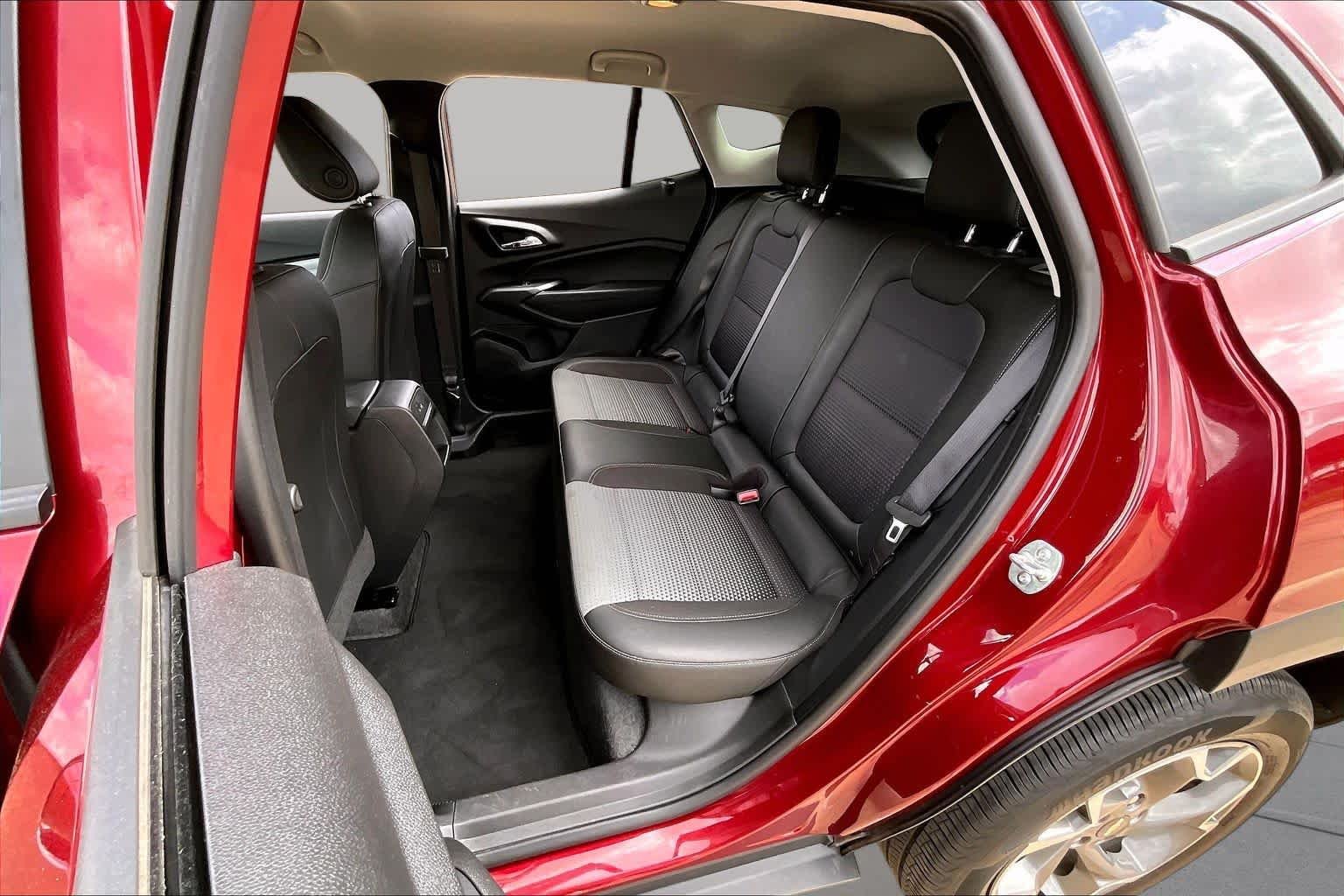 Used 2025 Crimson Metallic Chevrolet LT image 19
