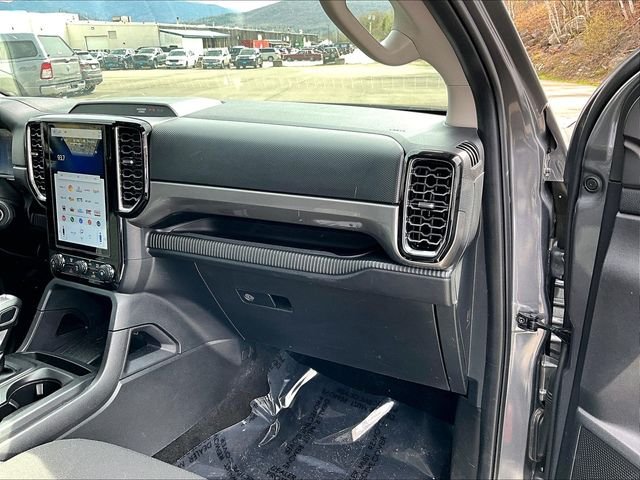 Used 2024 Gray Ford XLT image 13