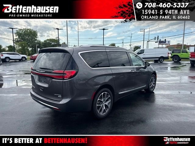 Used 2021 Gray Chrysler Limited image 4