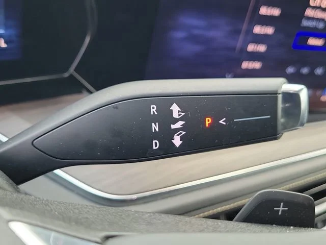2025 Chevrolet Suburban Premier - Photo 31