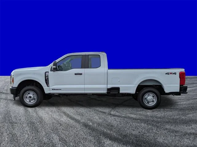 New 2026 Oxford White Ford F-350® XL image 7