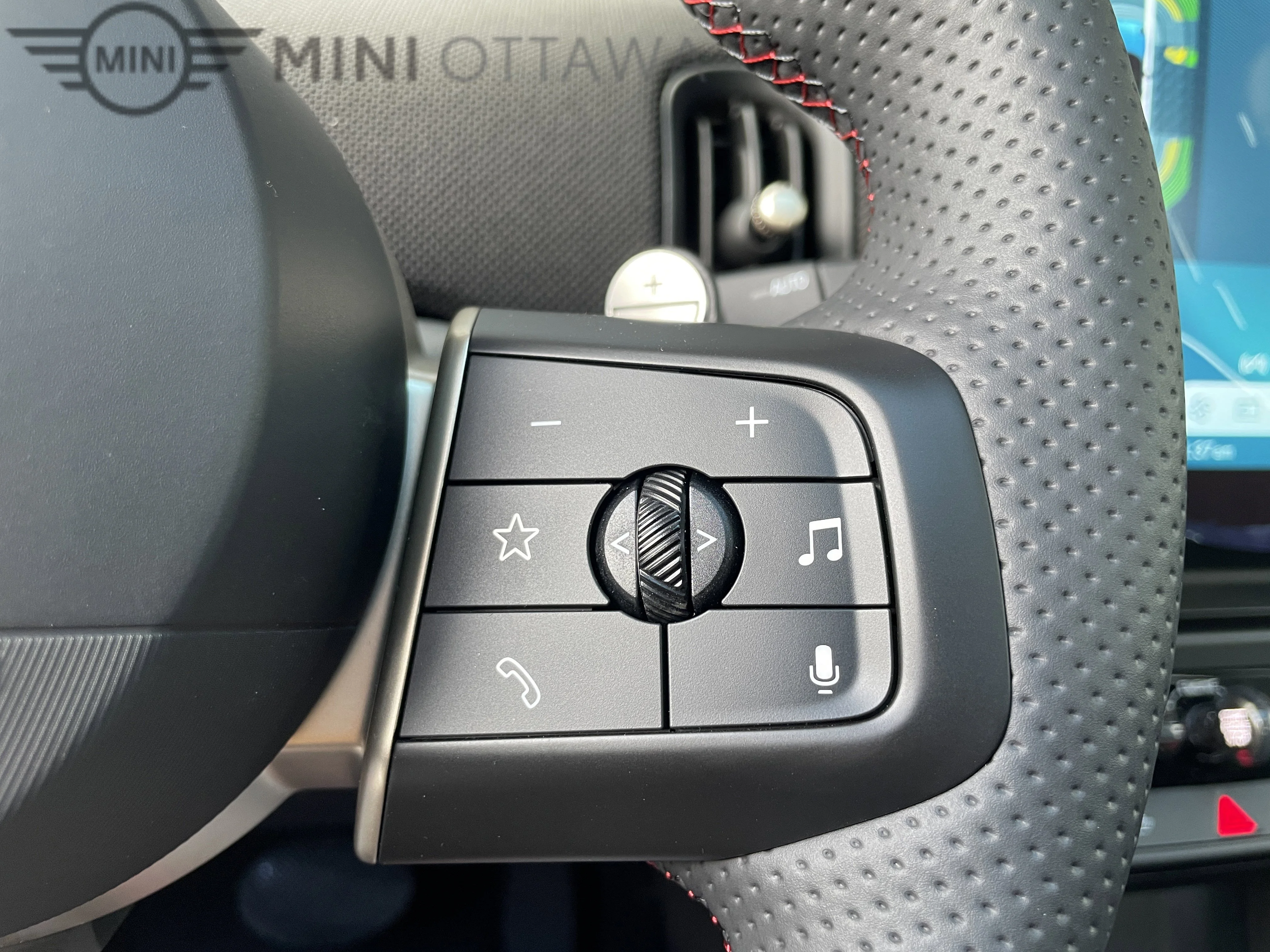 New 2026 Melting Silver III Metallic MINI Cooper S image 9