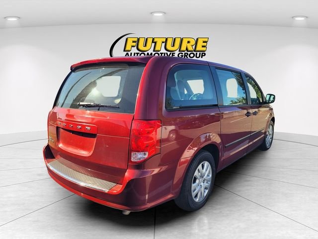 Used 2015 Red Dodge AVP image 3