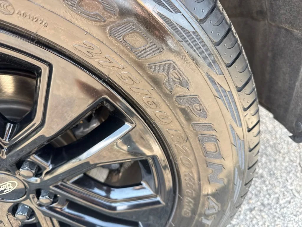 Used 2022  Ford Limited image 37