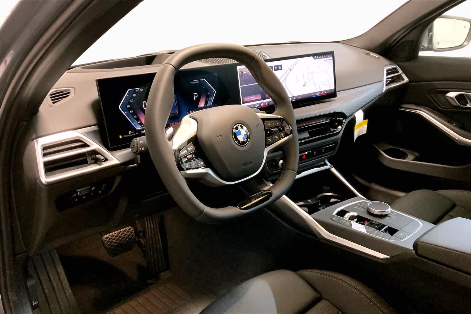 2025 BMW 3 Series 330i - Photo 8