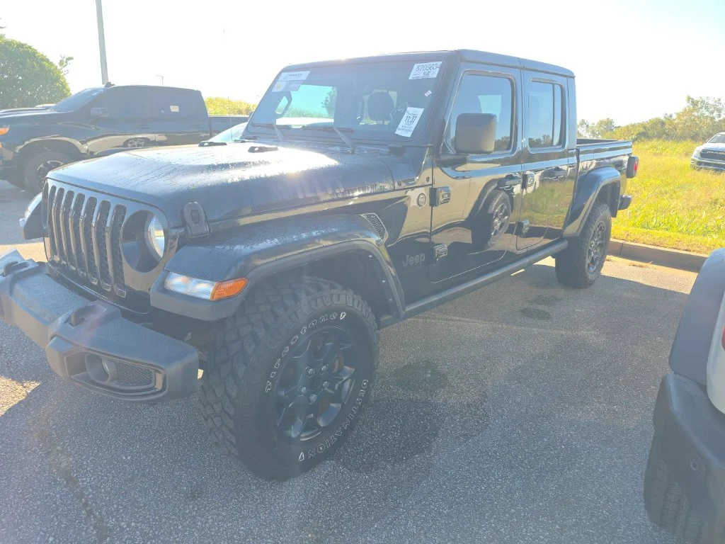 2023 Jeep Gladiator