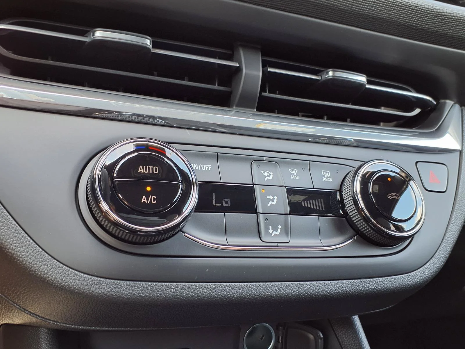 2026 Buick Envista Preferred - Photo 5
