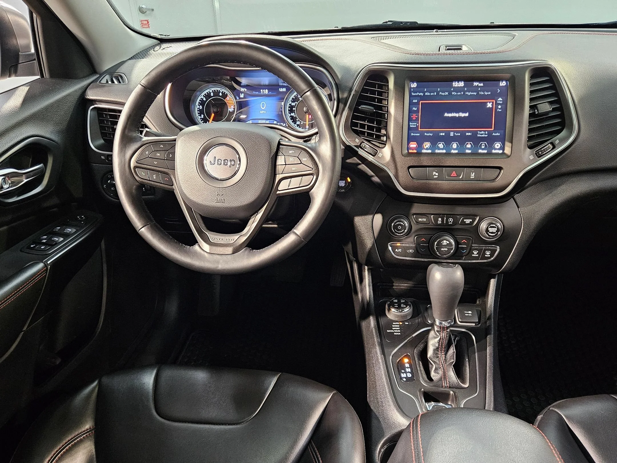 Used 2021 Bright White Clearcoat Jeep Trailhawk image 9