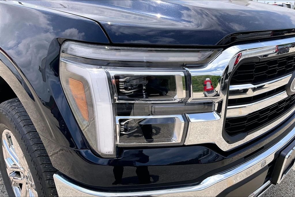 New 2026 Ford F-150 Lariat 4D SuperCrew