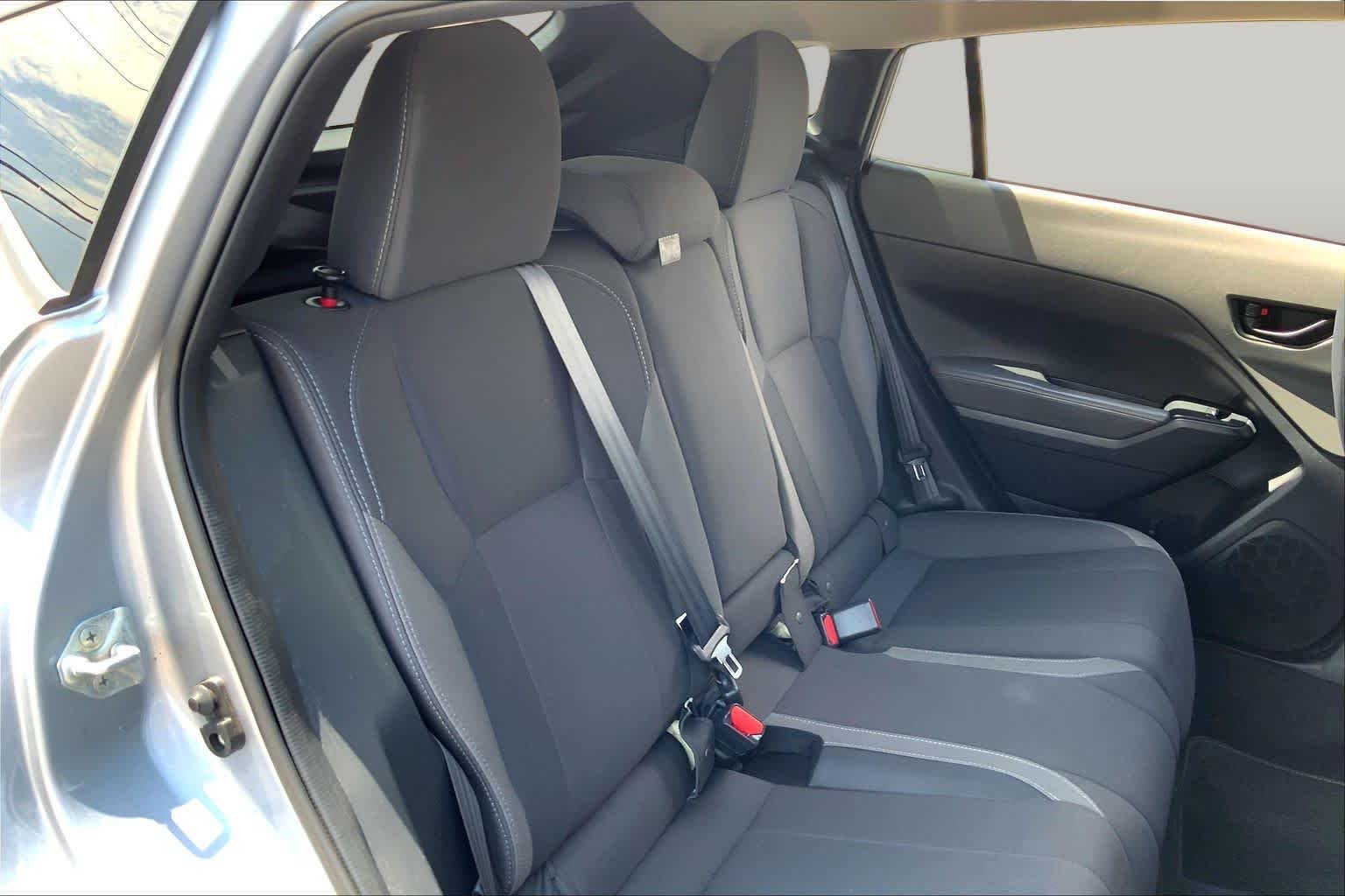 Certified Used 2025 Ice Silver Metallic Subaru Premium image 17