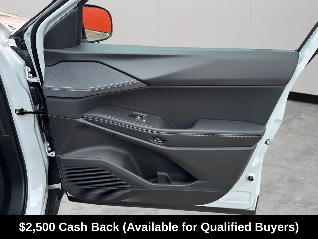 New 2026 Bright White Clear-Coat Exterior Paint Jeep Laredo image 14