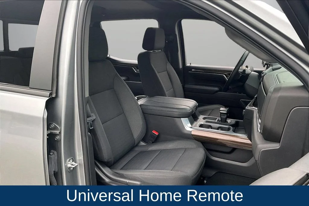 Used 2025 Sterling Gray Metallic Chevrolet LT Trail Boss image 26