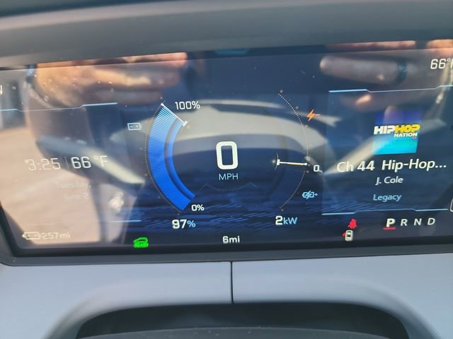2027 Chevrolet Bolt LT - Photo 15
