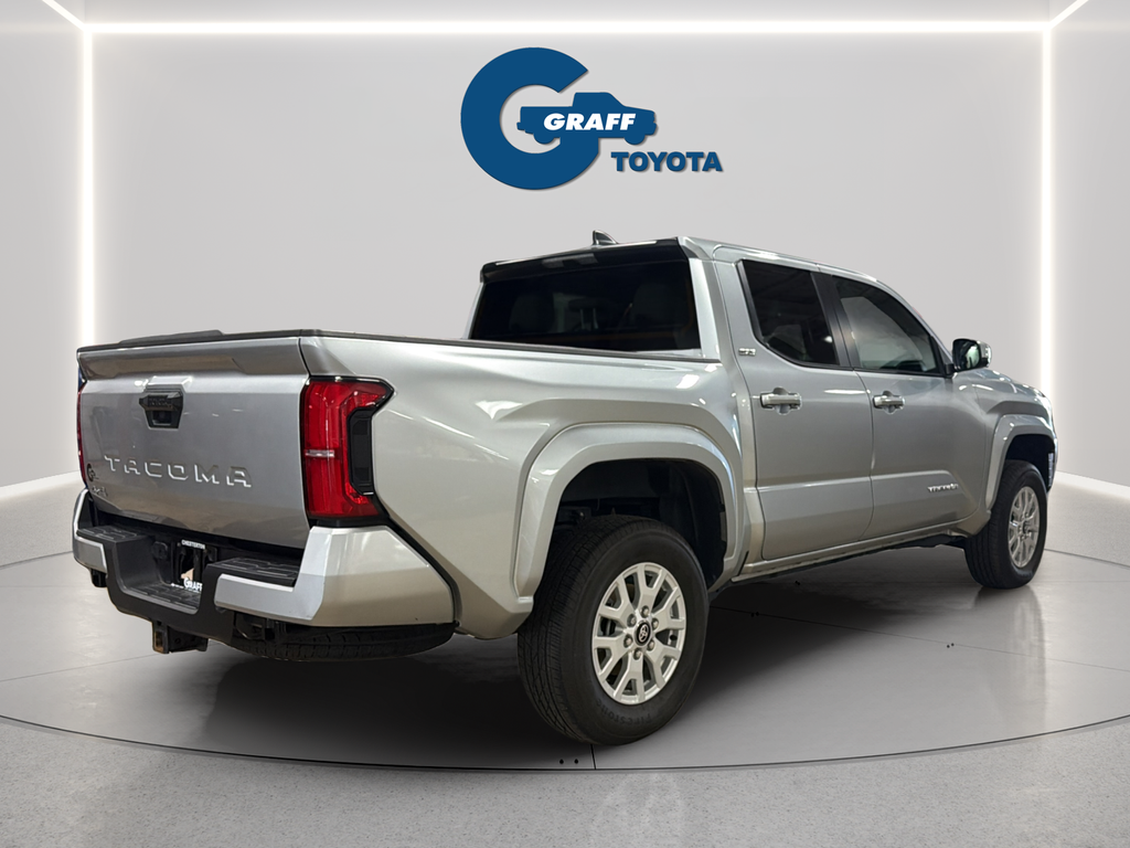 Used 2025 Silver Toyota SR5 image 5
