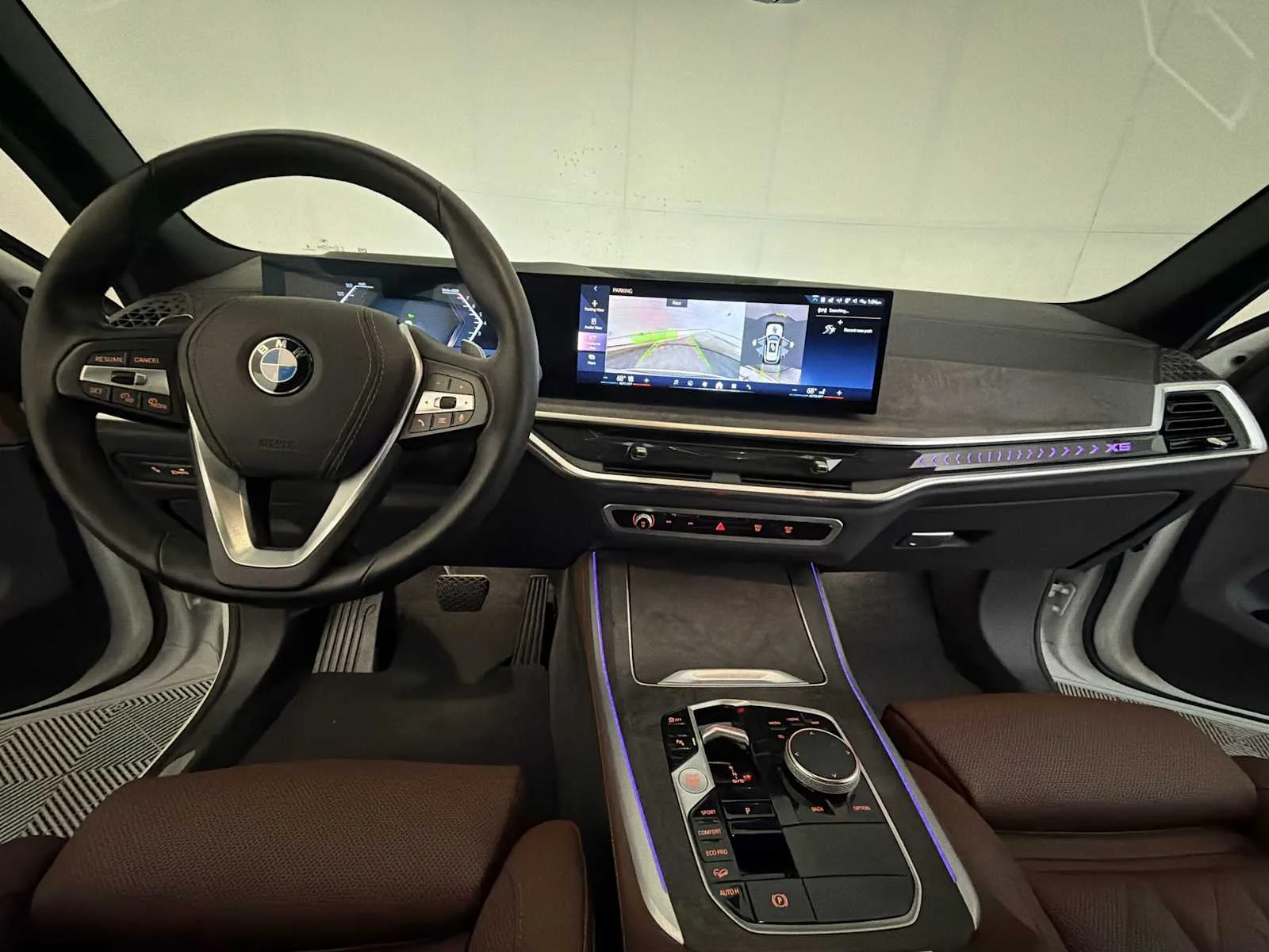 Used 2024 Alpine White BMW xDrive40i image 15