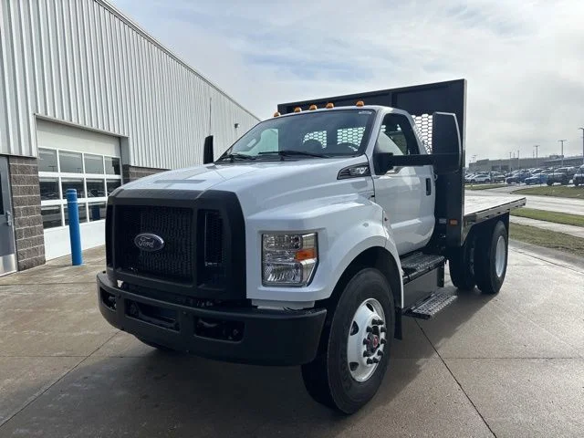 New 2026 White Ford Base image 2