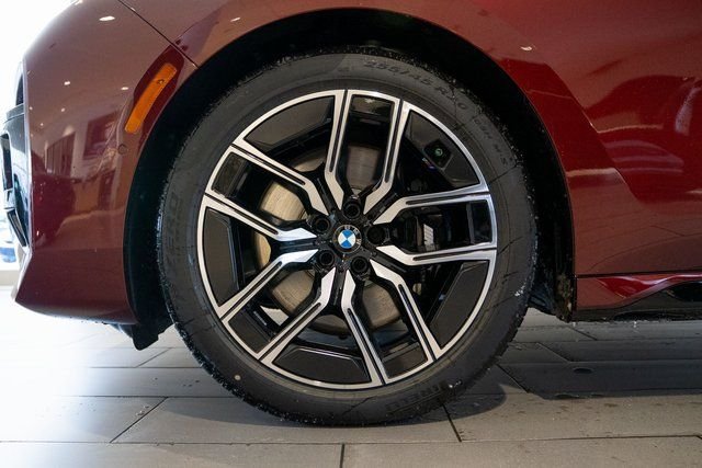 Certified Used 2026 Aventurin Red Metallic BMW 740i xDrive image 11