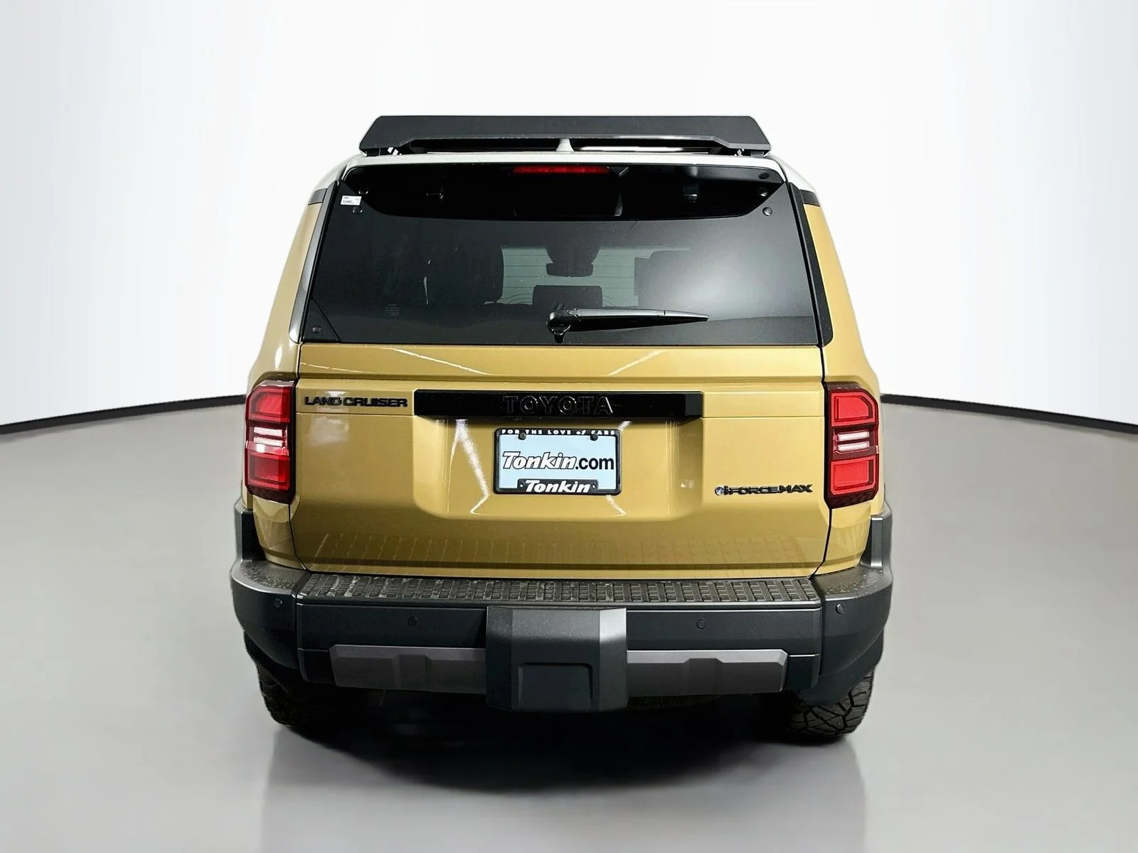 New 2026 Trail Dust/Grayscape <sup>1</sup> Toyota  image 6