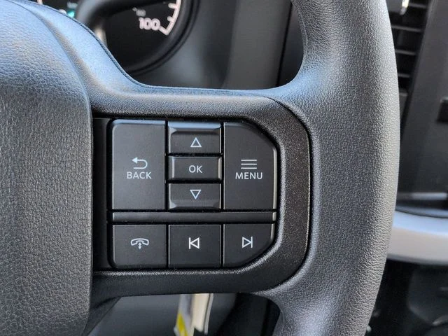 New 2026 Oxford White Ford F-450® XL image 22