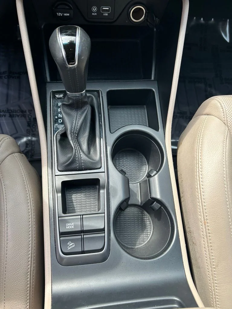 Used 2018 White Hyundai SEL Plus image 14