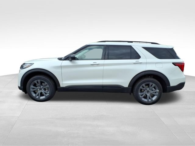 New 2026 Star White Metallic Tri-Coat Ford Active image 5