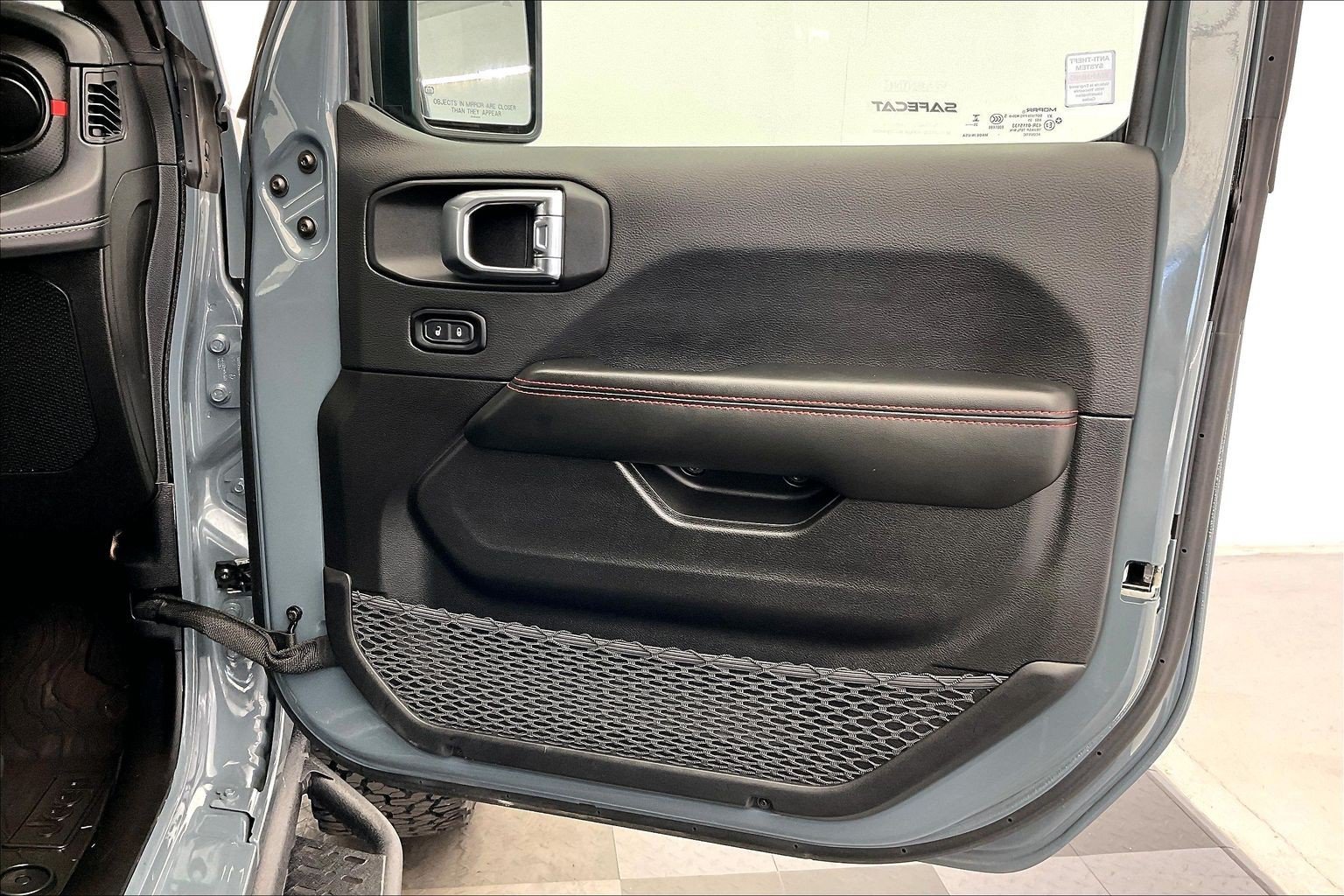 Used 2026 Anvil Clearcoat Jeep Rubicon X image 26