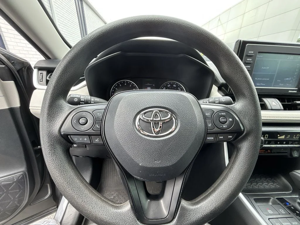 Used 2021 Gray Toyota XLE image 11