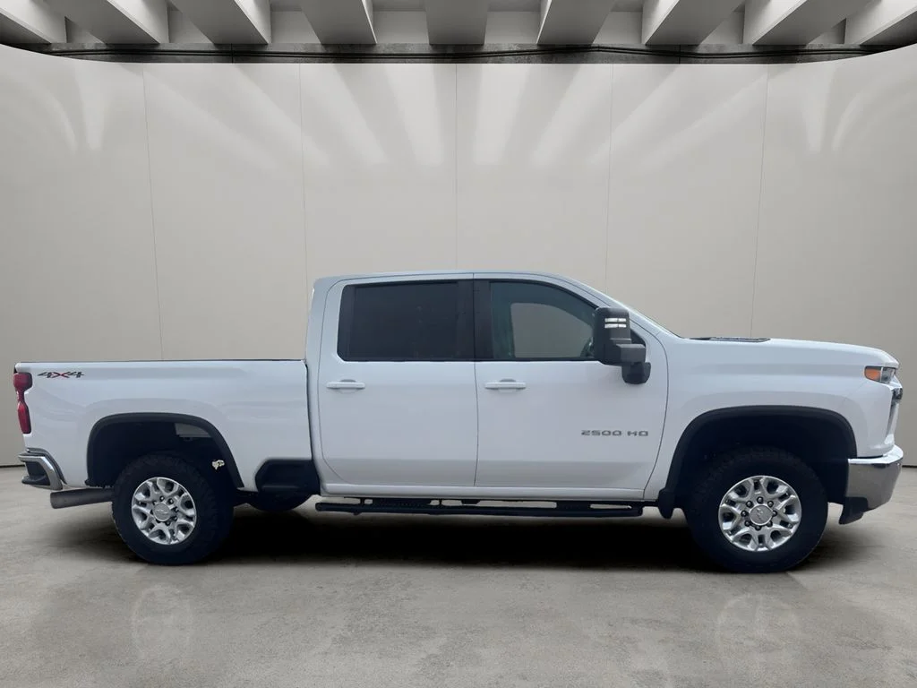 Used 2020 Summit White Chevrolet LT image 6