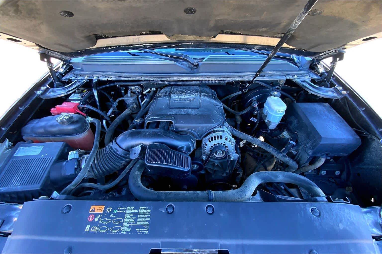 Used 2013 Black Chevrolet LS image 29