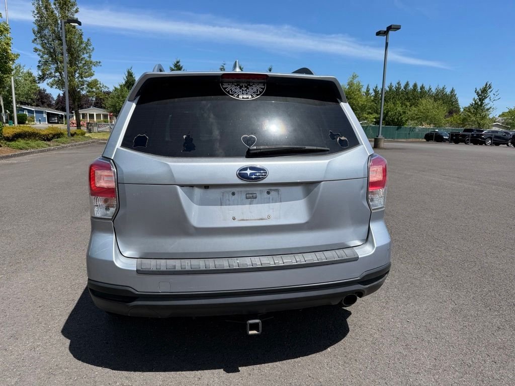 Used 2018 Ice Silver Metallic Subaru 2.5i Premium image 6