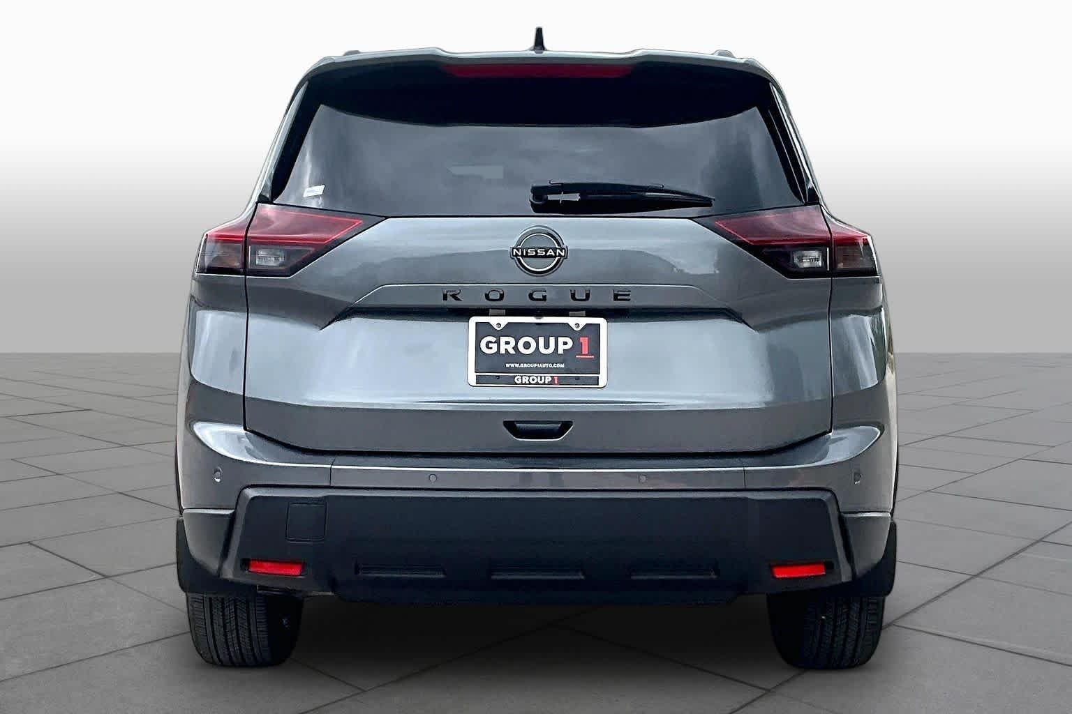 New 2027 Gun Metallic Nissan Dark Armor image 4