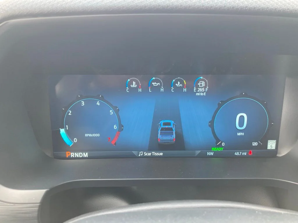 Used 2025 Gray Ford XLT image 34