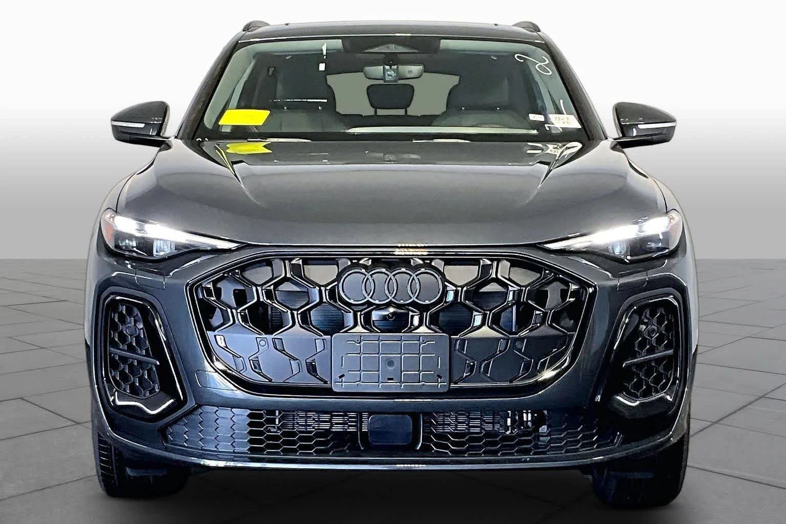 New 2026 Tambora Gray me Audi Premium image 3