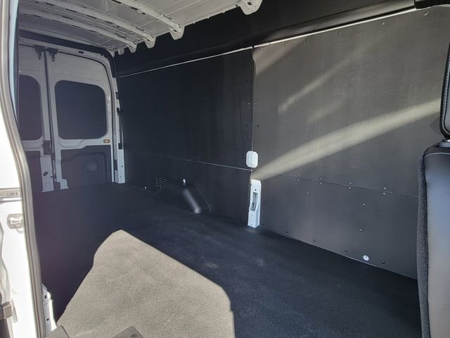 New 2026 Oxford White Ford Cargo Van image 17