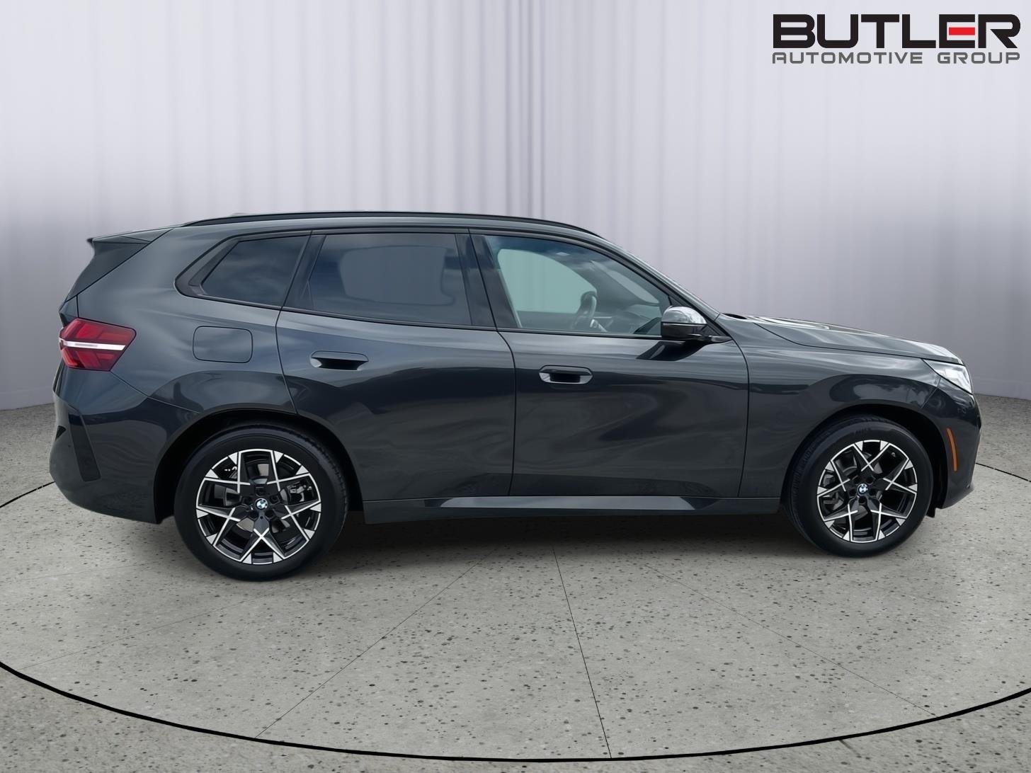 Used 2025 GRAY BMW 30 xDrive image 4