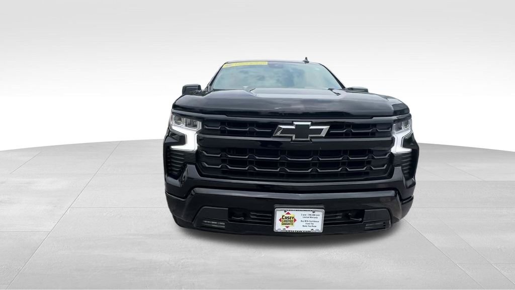Used 2025 Black Chevrolet RST image 15