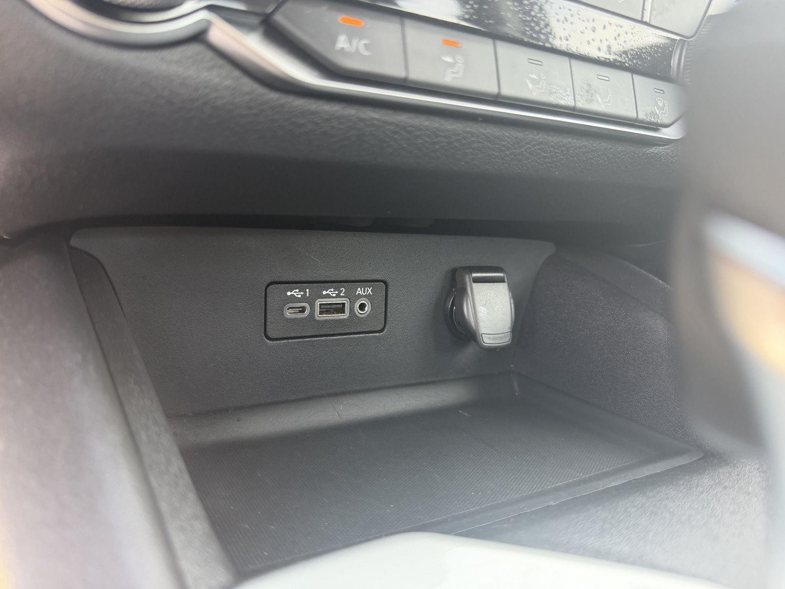 Used 2025 Gun Metallic Nissan SV image 25