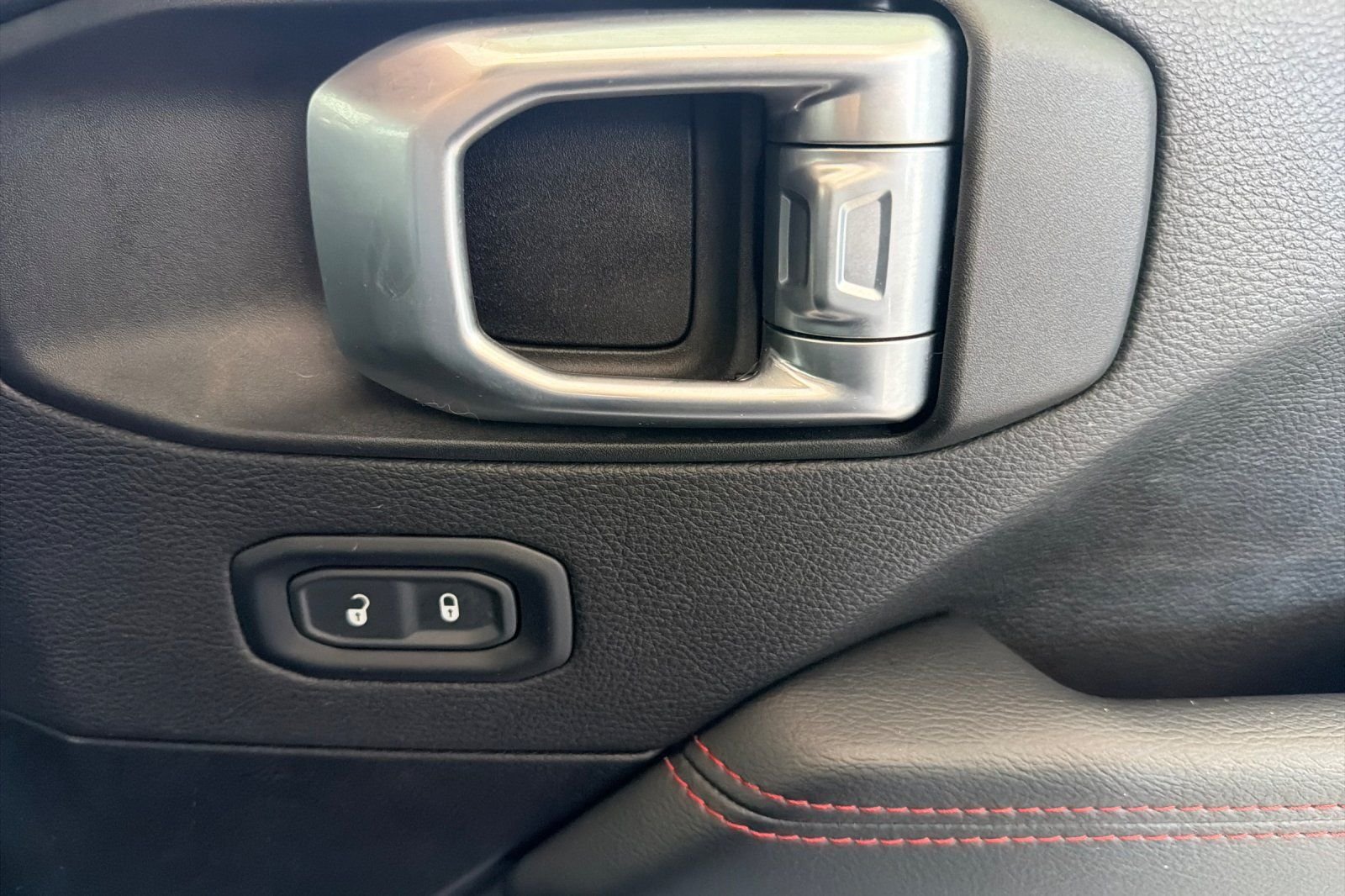 Used 2021 Black Jeep Unlimited Rubicon image 19