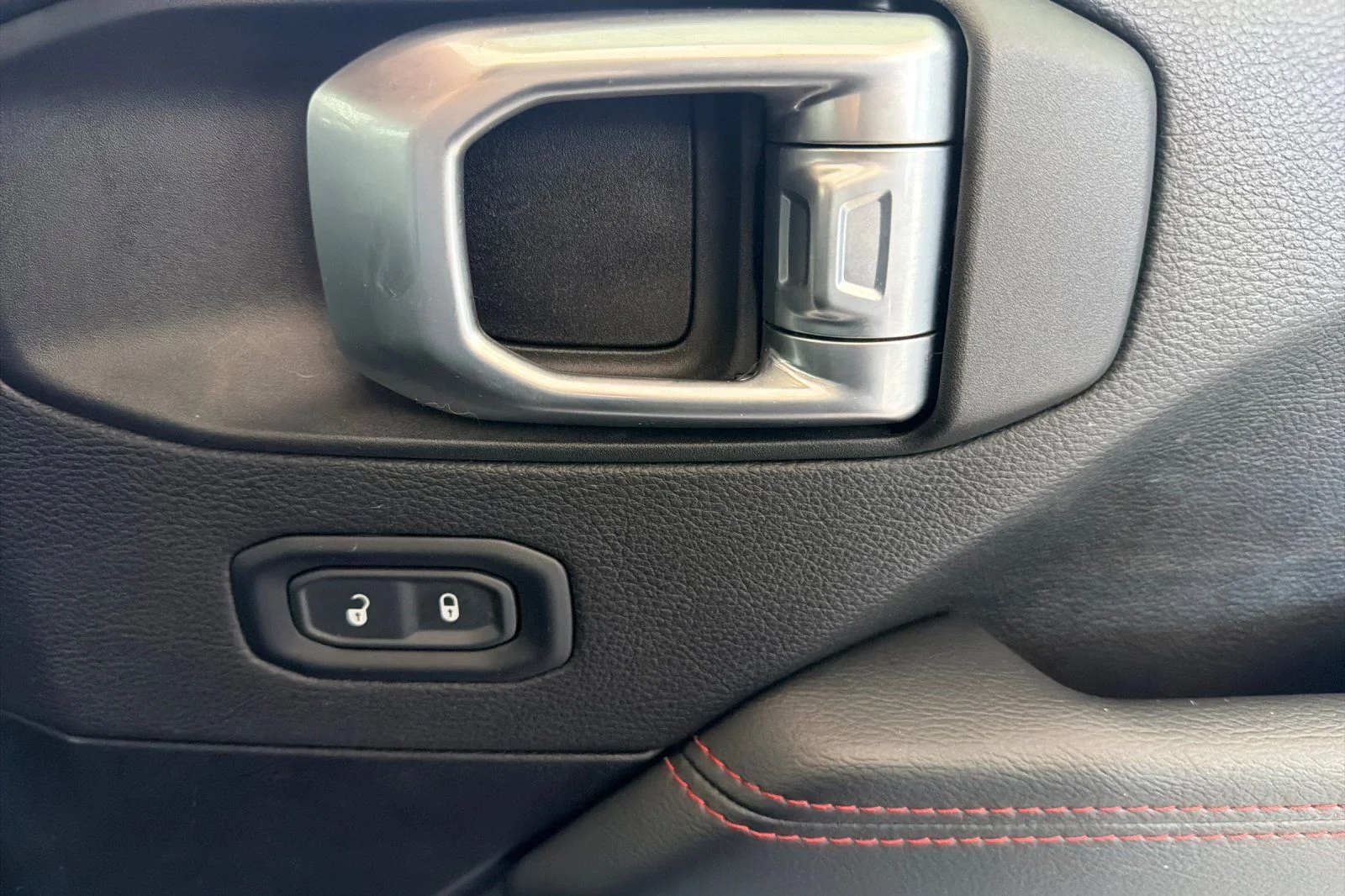 Used 2021 Black Jeep Unlimited Rubicon image 19