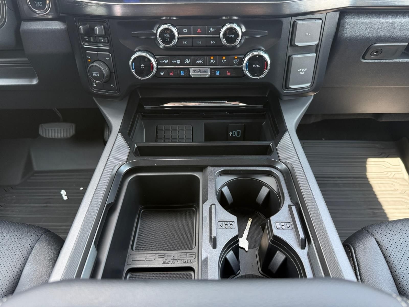 New 2026 Glacier Gray Metallic Tri-Coat Ford F-350® Lariat® image 15