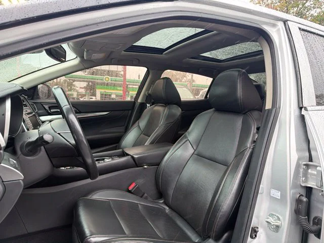 Used 2020 Silver Nissan 3.5 SL image 12