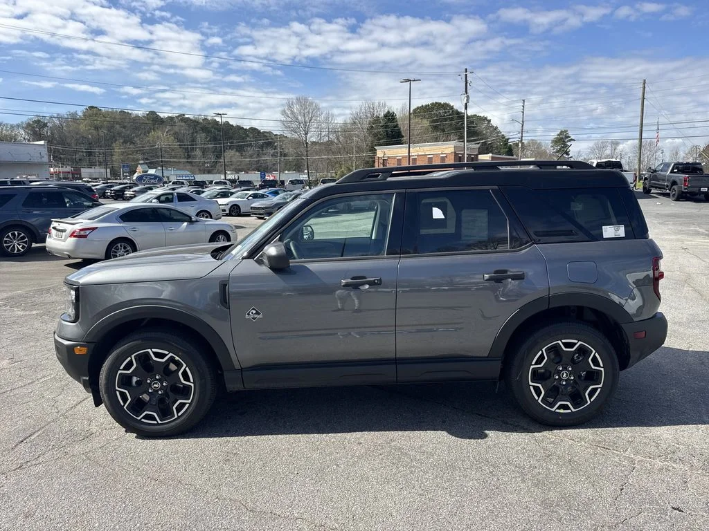 New 2026 Gray Ford Outer Banks image 4