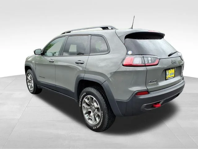 Used 2022 Gray Jeep Trailhawk image 6