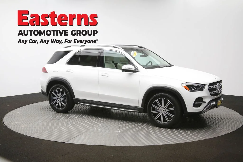 Used 2025 White Mercedes-Benz GLE 450e image 48
