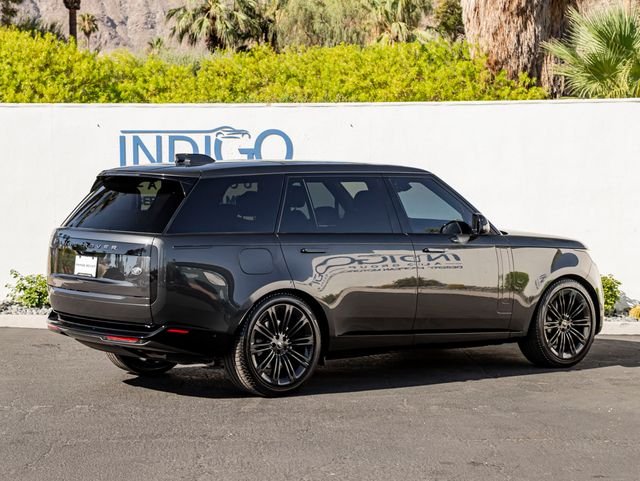 Used 2023 Carpathian Gray Premium Metallic Land Rover SE image 6