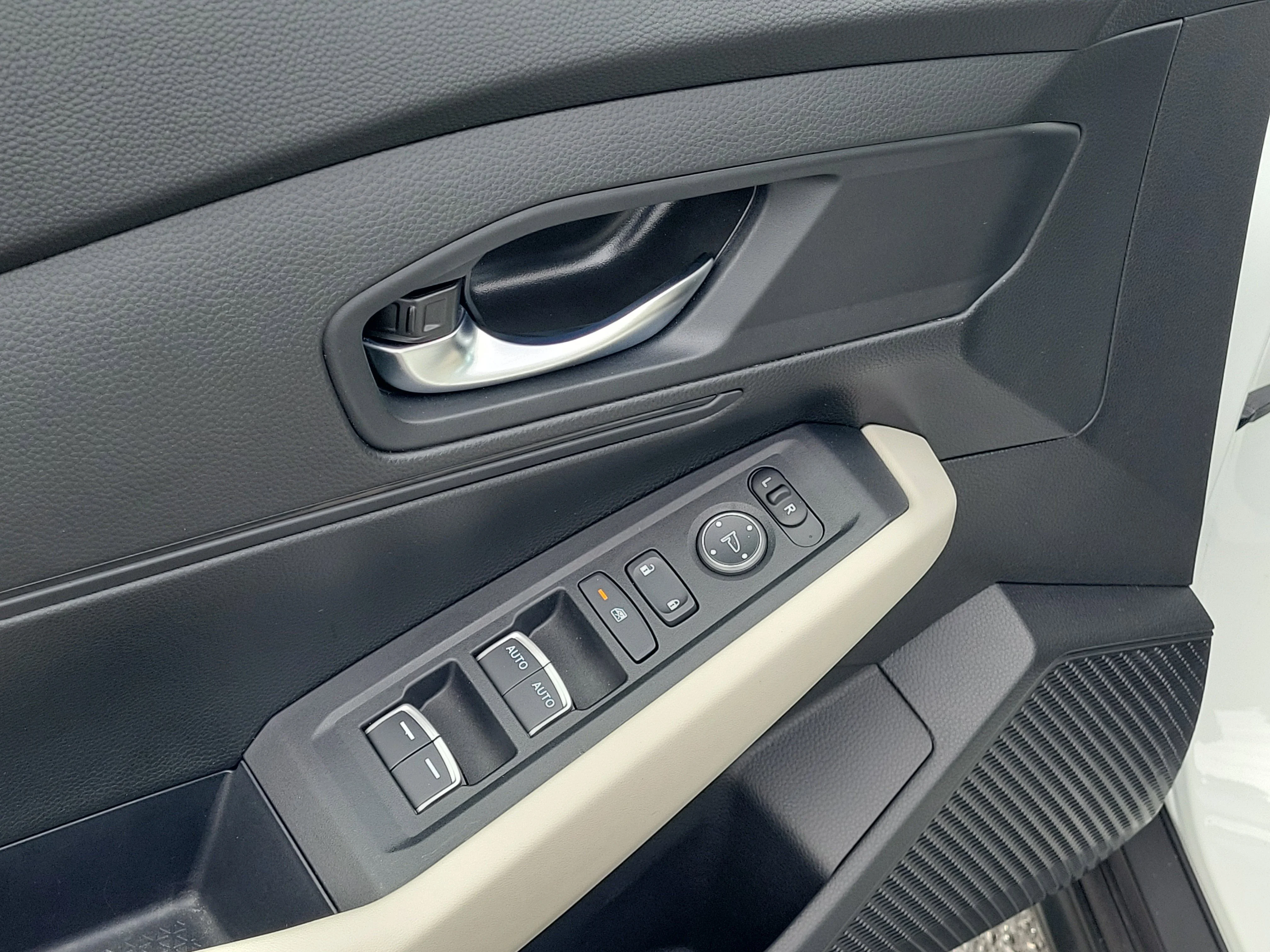 2024 Honda Accord LX - Photo 15